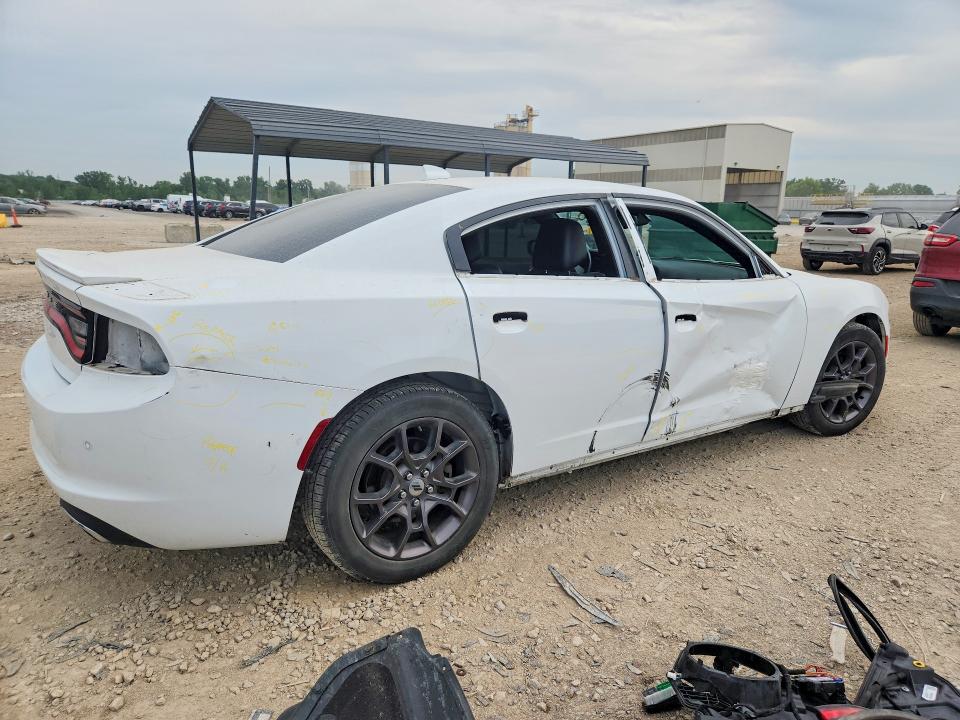 Photo 3 from auction – 2018 DODGE CHARGER with VIN 2C3CDXJG5JH253614