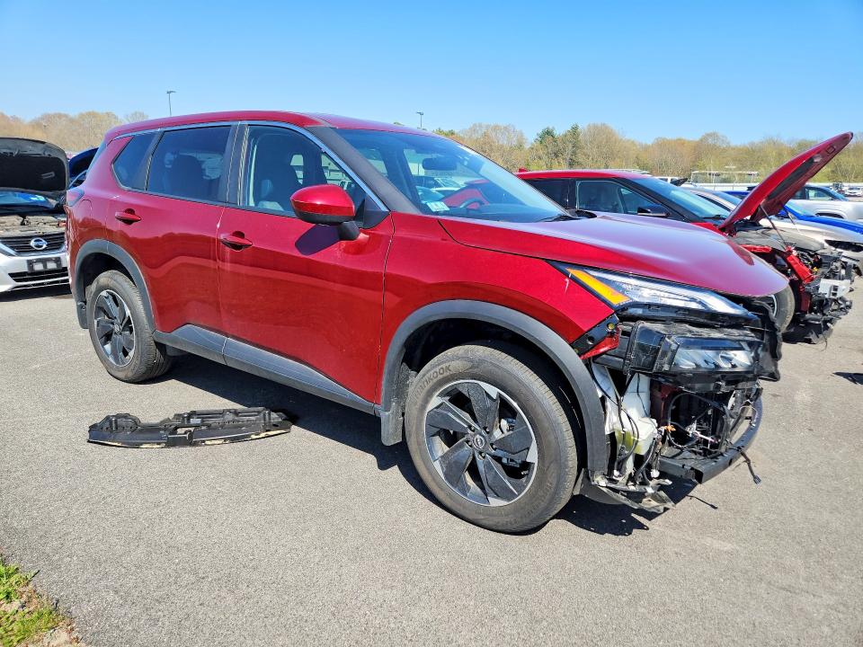 Photo 4 from auction – 2024 NISSAN ROGUE with VIN 5N1BT3BB6RC725075