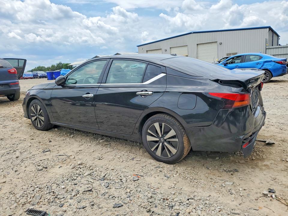 Photo 2 from auction – 2019 NISSAN ALTIMA with VIN 1N4BL4EV2KC113659