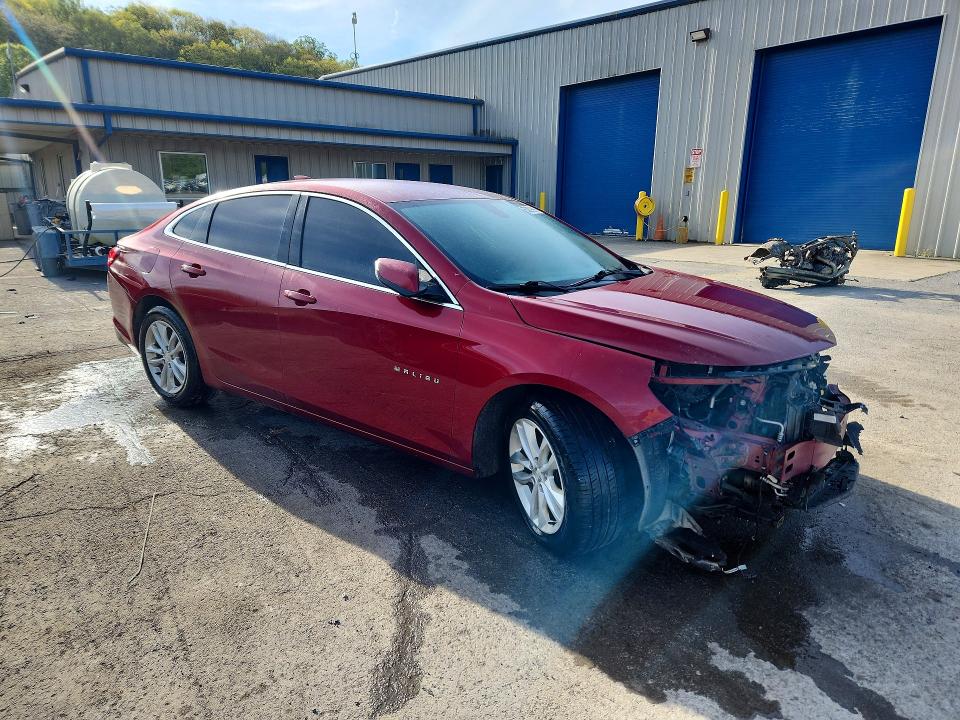 Photo 4 from auction – 2017 CHEVROLET MALIBU with VIN 1G1ZE5ST9HF158996