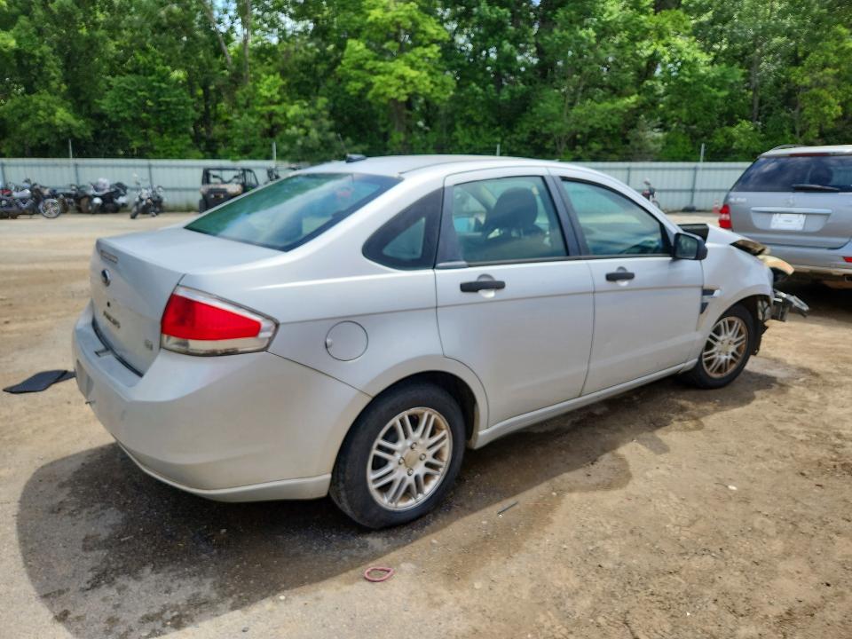 Photo 3 from auction – 2008 FORD FOCUS with VIN 1FAHP35N58W209527