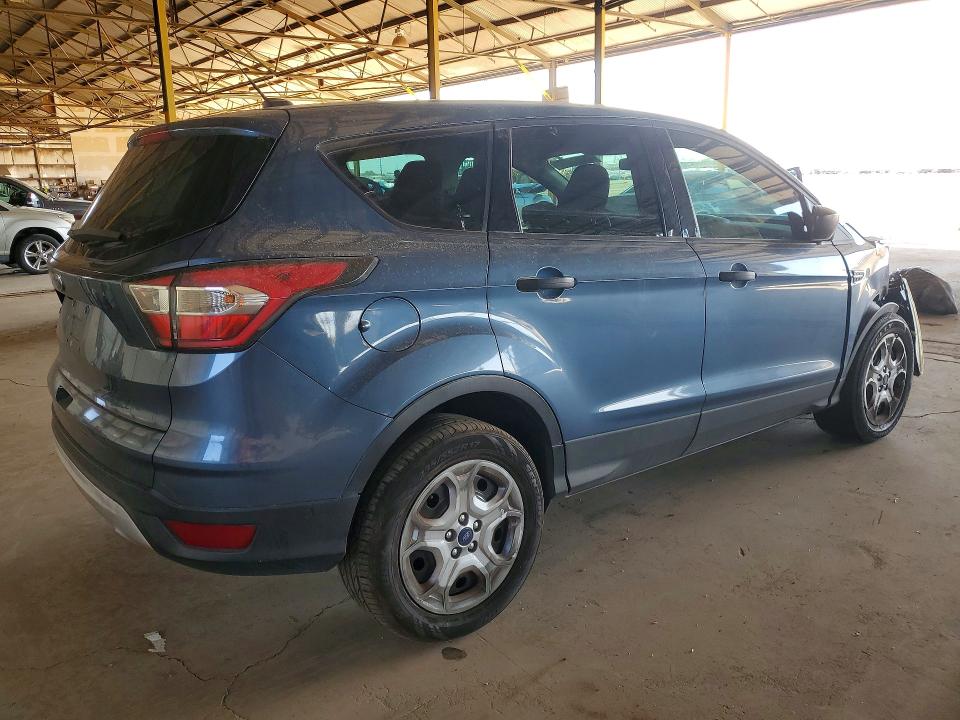 Photo 3 from auction – 2018 FORD ESCAPE with VIN 1FMCU0F75JUA24421