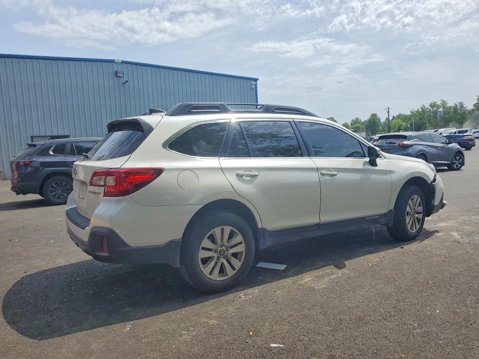 Photo 3 from auction – 2018 SUBARU OUTBACK with VIN 4S4BSAFC9J3385001