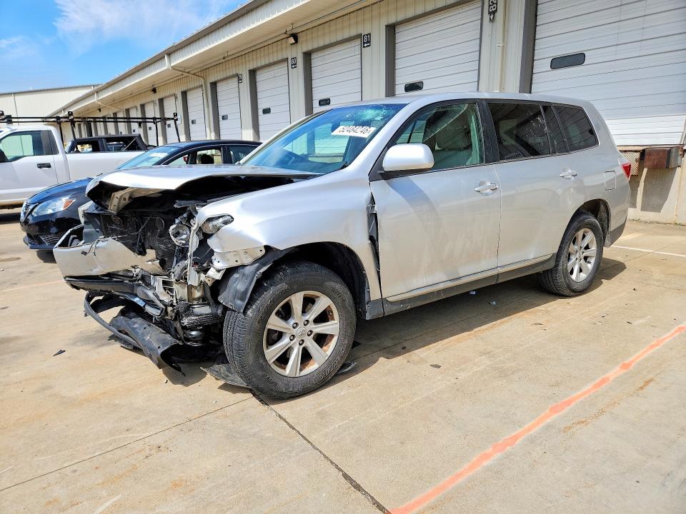 TOYOTA HIGHLANDER 2013 with VIN 5TDZK3EH2DS090997 - Photo from auction