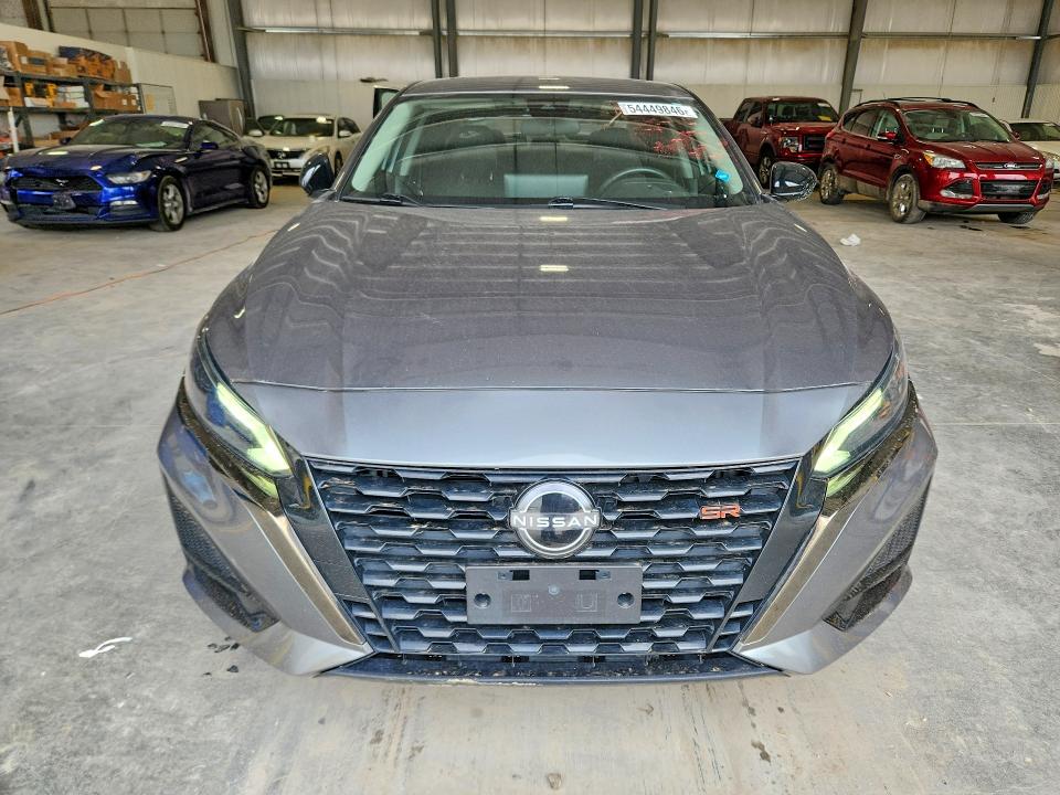 Photo 5 from auction – 2023 NISSAN ALTIMA with VIN 1N4BL4CW6PN324841