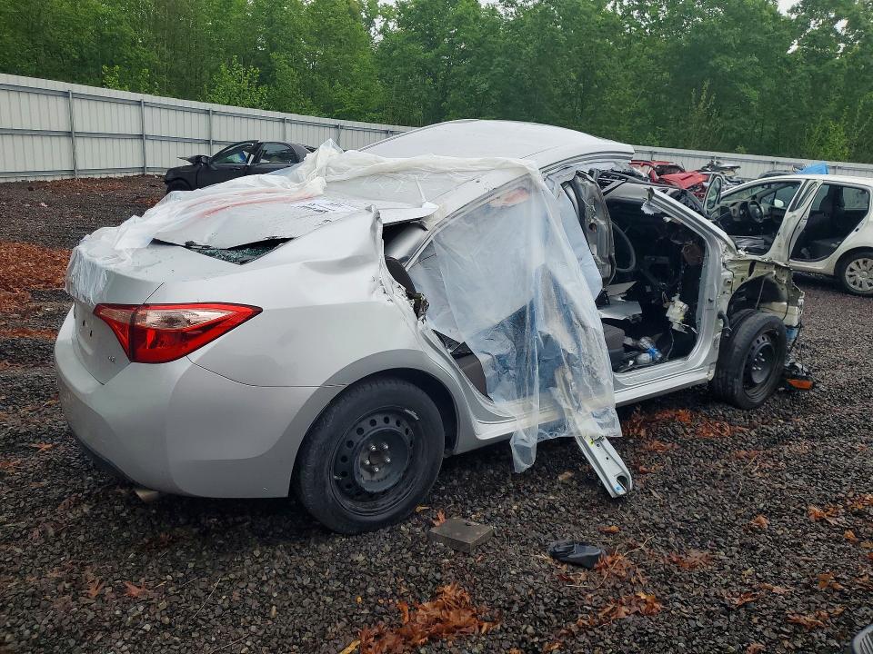 Photo 3 from auction – 2018 TOYOTA COROLLA with VIN 2T1BURHE8JC085694