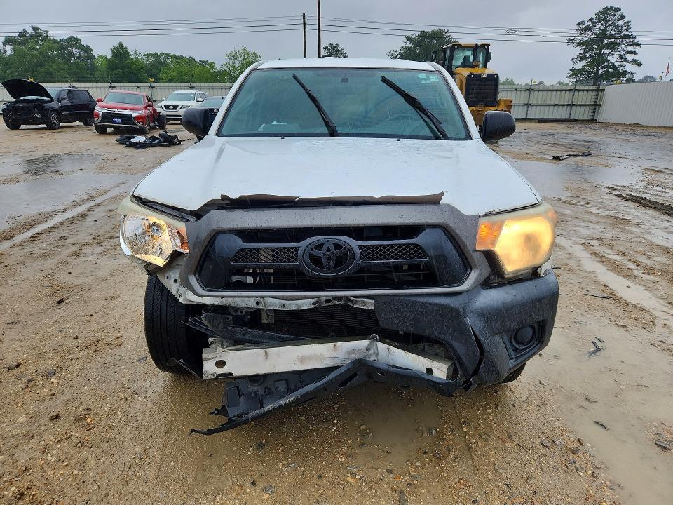 Photo 5 from auction – 2014 TOYOTA TACOMA with VIN 5TFTX4CN7EX046155