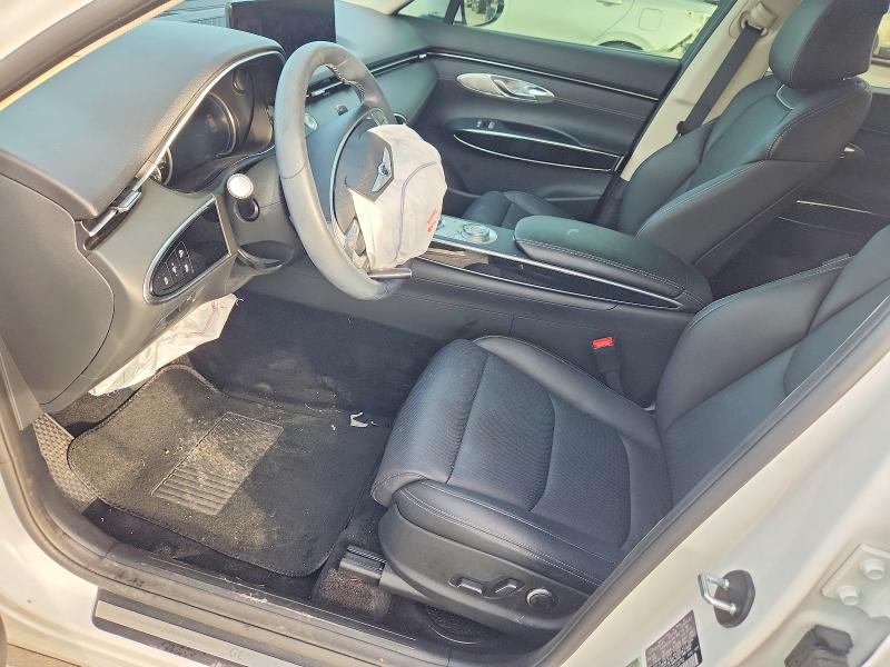 Photo 7 from auction – 2023 GENESIS GV70 with VIN KMUMADTB8PU132782