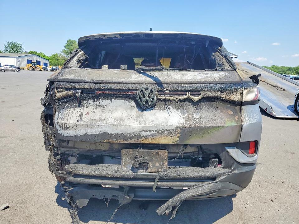 Photo 6 from auction – 2024 VOLKSWAGEN ID.4 with VIN 1V2BMPE82RC014223