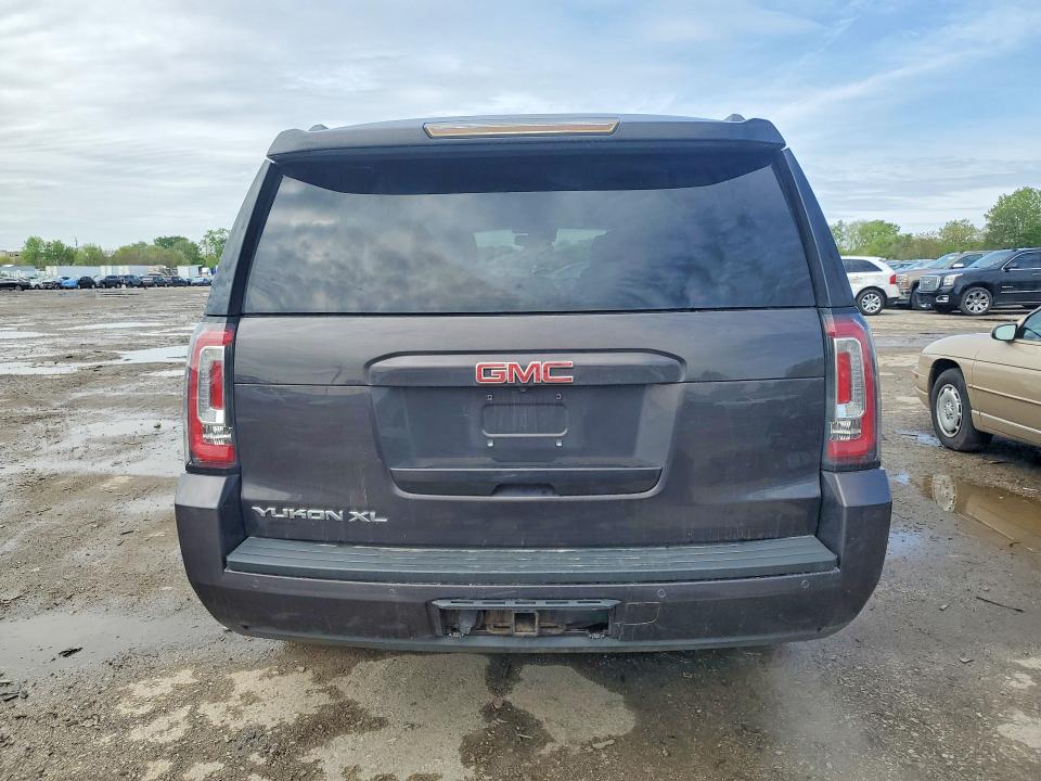 Photo 6 from auction – 2016 GMC YUKON XL with VIN 1GKS2GKC7GR252857