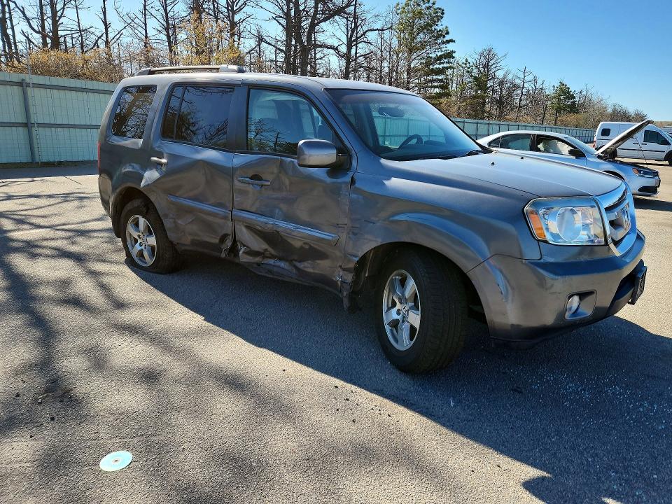 Photo 4 from auction – 2011 HONDA PILOT with VIN 5FNYF4H44BB036939