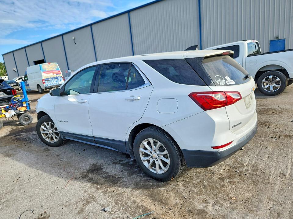 Photo 2 from auction – 2018 CHEVROLET EQUINOX with VIN 2GNAXJEV4J6200096