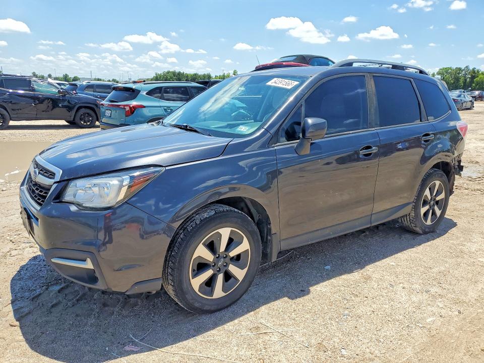 SUBARU FORESTER 2018 z numerem VIN JF2SJAECXJH406886 - Zdjęcie z aukcji
