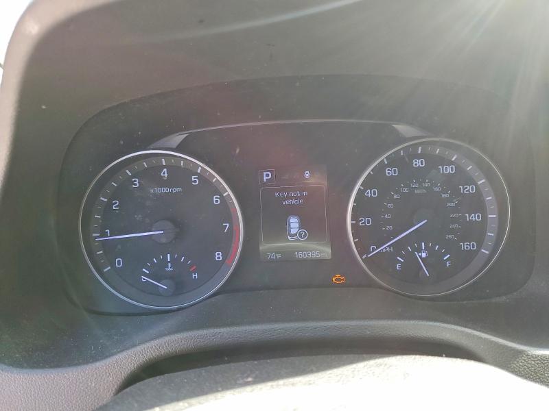 Photo 9 from auction – 2017 HYUNDAI ELANTRA with VIN 5NPD84LF1HH024405