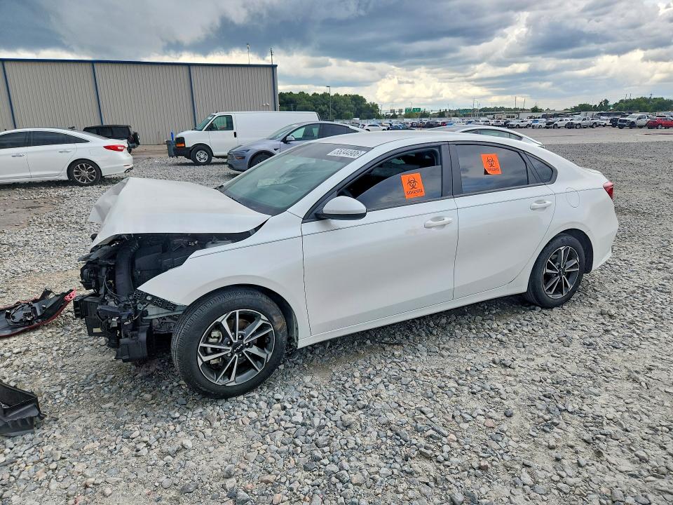 KIA FORTE 2023 with VIN 3KPF24AD0PE508774 - Photo from auction