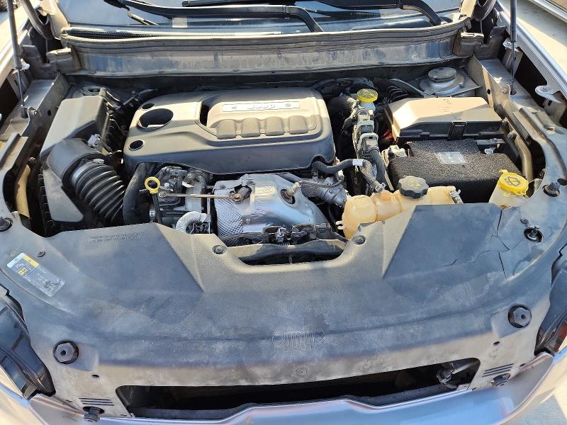 Photo 12 from auction – 2019 JEEP CHEROKEE with VIN 1C4PJMDN6KD180489