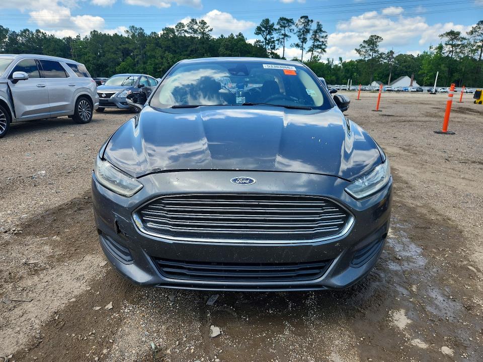Photo 5 from auction – 2016 FORD FUSION with VIN 3FA6P0H72GR199981
