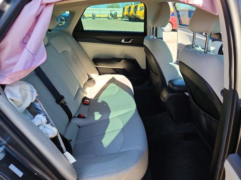 Photo 10 from auction – 2022 KIA K5 with VIN 5XXG14J23NG160205