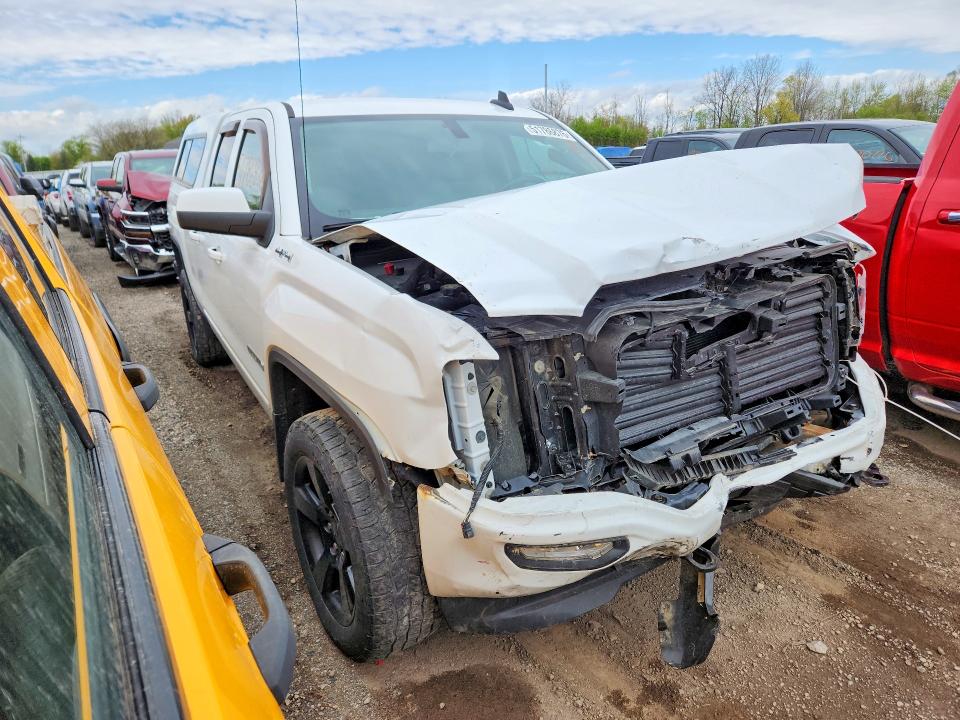 Photo 4 from auction – 2017 GMC SIERRA with VIN 1GTV2LEC8HZ134833