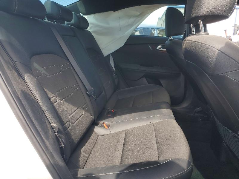 Photo 10 from auction – 2023 KIA FORTE with VIN 3KPF54AD9PE687159