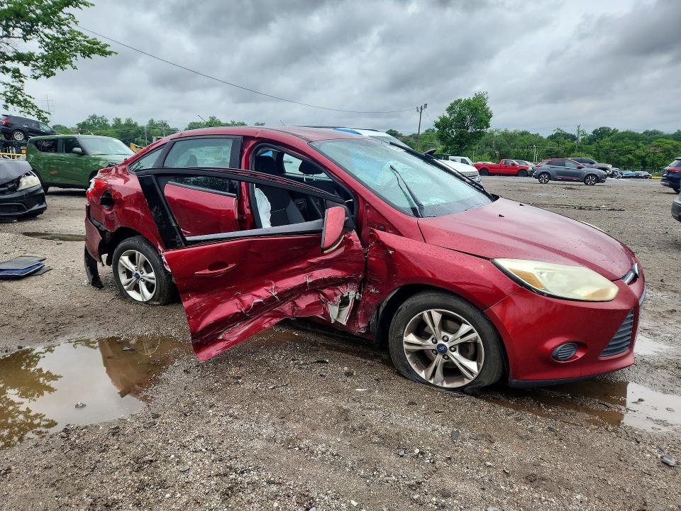 Photo 4 from auction – 2013 FORD FOCUS with VIN 1FADP3F24DL288882