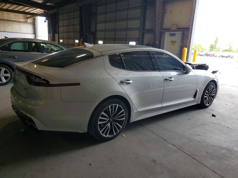 Photo 3 from auction – 2018 KIA STINGER with VIN KNAE25LA6J6015387