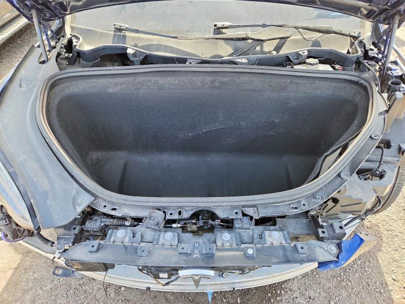 Photo 12 from auction – 2023 TESLA MODEL X with VIN 7SAXCBE65PF416865