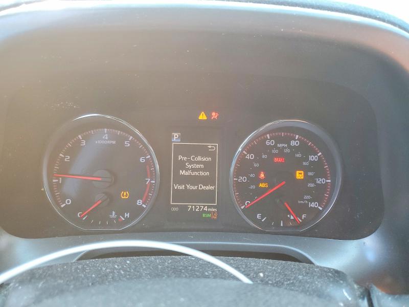 Photo 9 from auction – 2017 TOYOTA RAV4 with VIN 2T3JFREV3HW584476