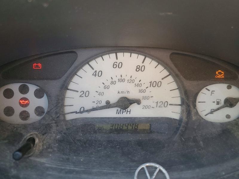 Photo 9 from auction – 2002 TOYOTA ECHO with VIN JTDAT123920208437