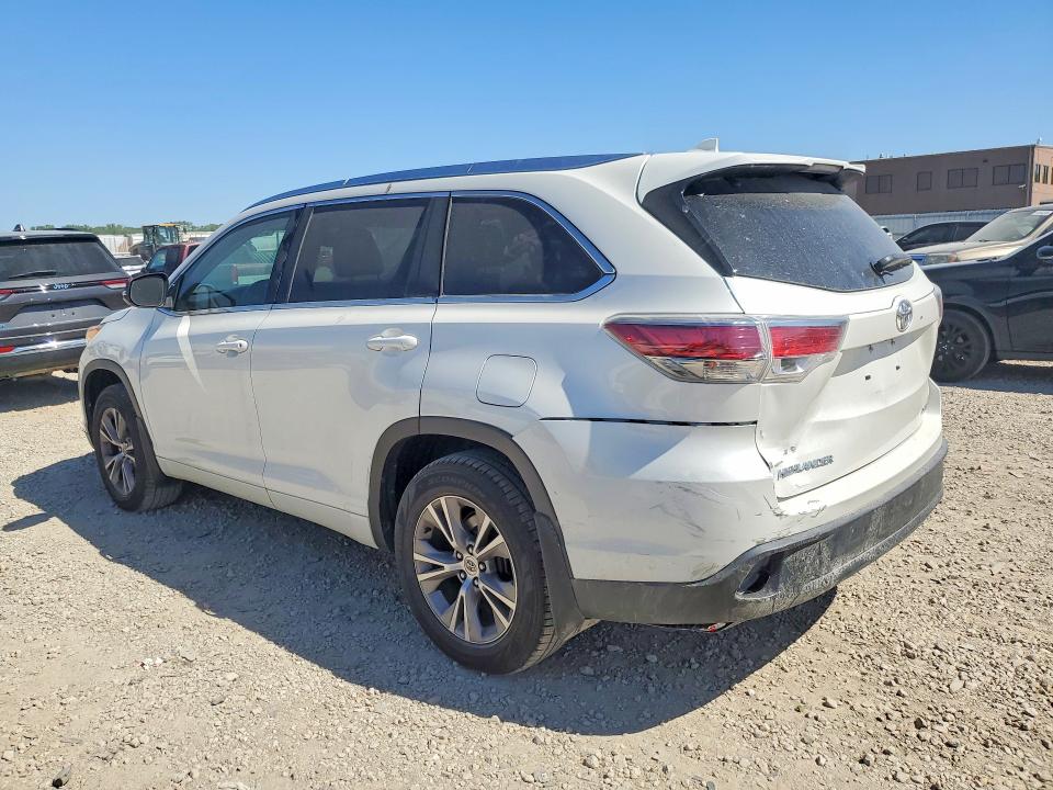 Photo 2 from auction – 2014 TOYOTA HIGHLANDER with VIN 5TDJKRFH9ES030084