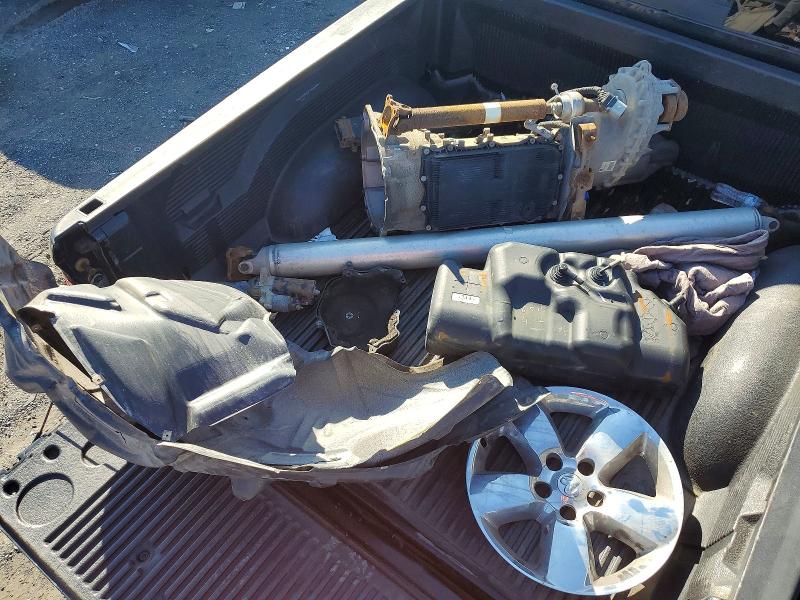 Photo 12 from auction – 2015 RAM 1500 with VIN 1C6RR7LM8FS731381