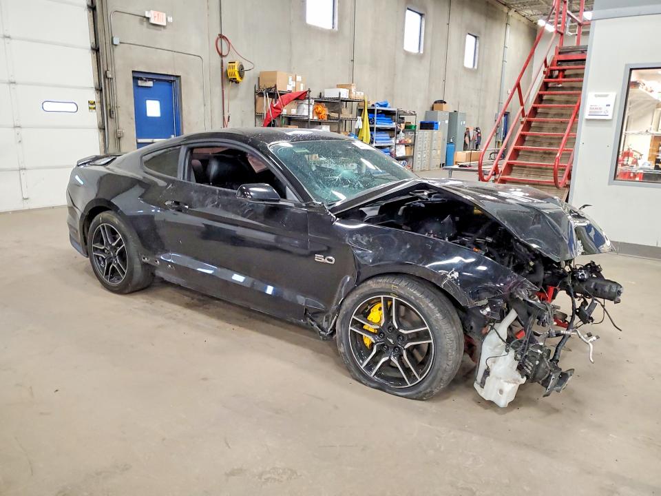 Photo 4 from auction – 2019 FORD MUSTANG with VIN 1FA6P8CF4K5174010