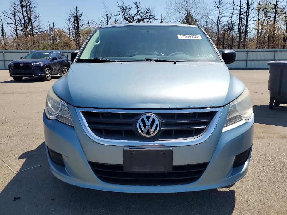 Photo 5 from auction – 2009 VOLKSWAGEN ROUTAN with VIN 2V8HW441X9R579629
