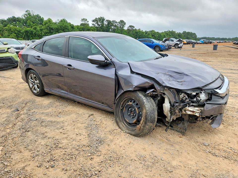 Photo 4 from auction – 2018 HONDA CIVIC with VIN 2HGFC2F56JH563567
