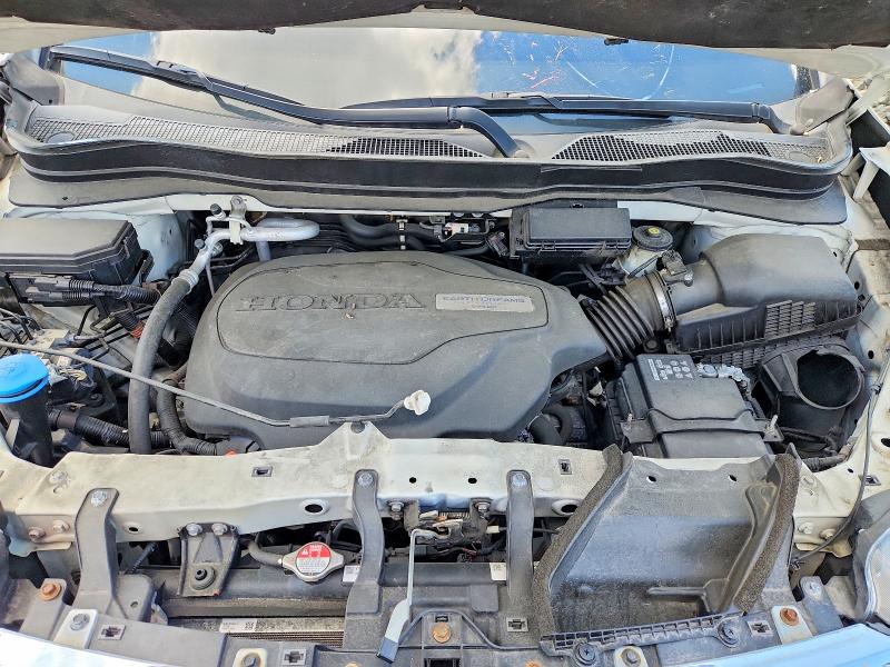 Photo 11 from auction – 2016 HONDA PILOT with VIN 5FNYF6H08GB112808