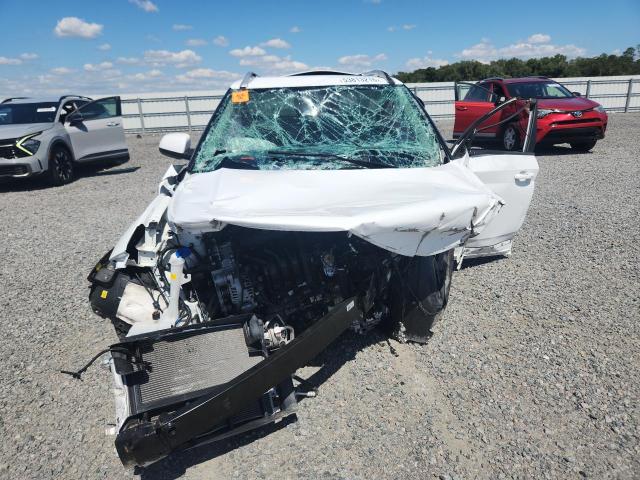 Photo 5 from auction – 2024 HYUNDAI VENUE with VIN KMHRC8A33RU302096