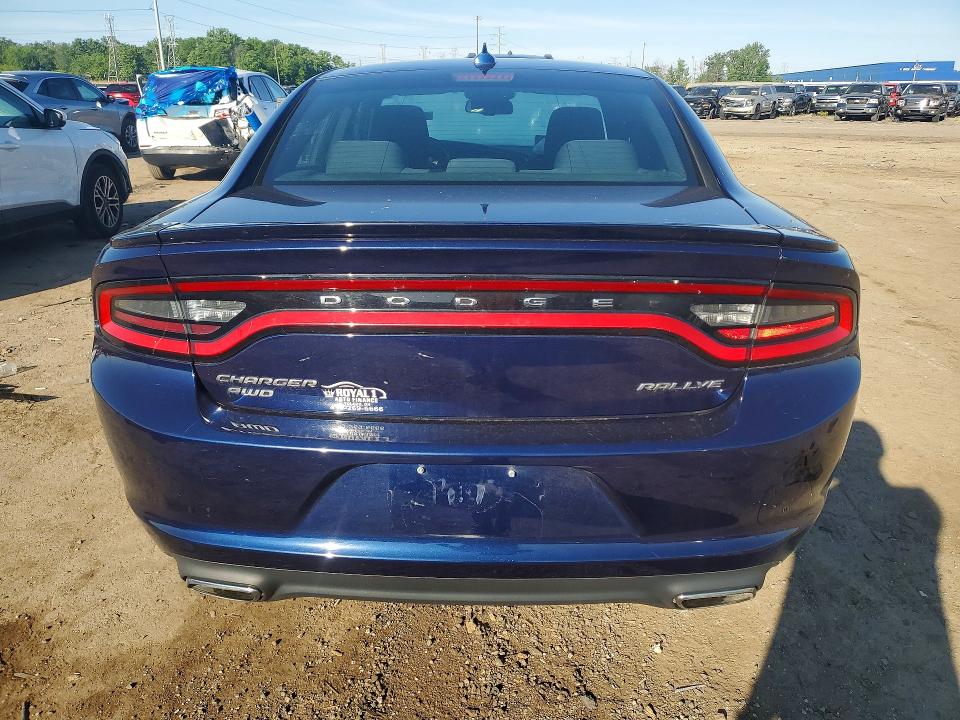 Photo 6 from auction – 2015 DODGE CHARGER with VIN 2C3CDXJG8FH926404