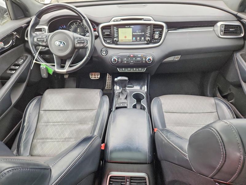 Photo 8 from auction – 2016 KIA SORENTO with VIN 5XYPKDA50GG163553