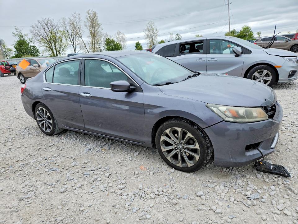 Photo 4 from auction – 2015 HONDA ACCORD with VIN 1HGCR2F56FA199447
