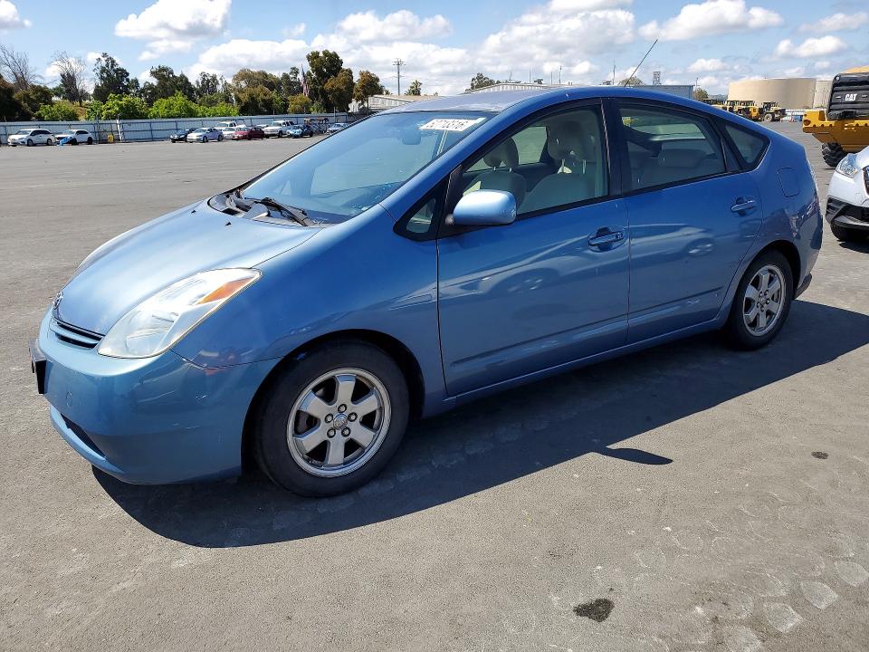 TOYOTA PRIUS 2005 with VIN JTDKB20U357020730 - Photo from auction