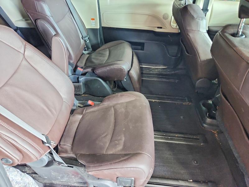 Photo 11 from auction – 2024 TOYOTA SIENNA with VIN 5TDESKFC5RS113692