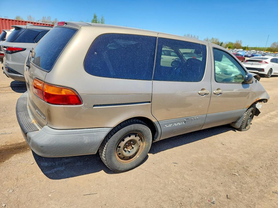 Photo 3 from auction – 2003 TOYOTA SIENNA with VIN 4T3ZF19C93U530573