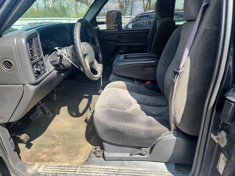 Foto 7 de la subasta – 2004 CHEVROLET SILVERADO con VIN 1GCHK29204E271677