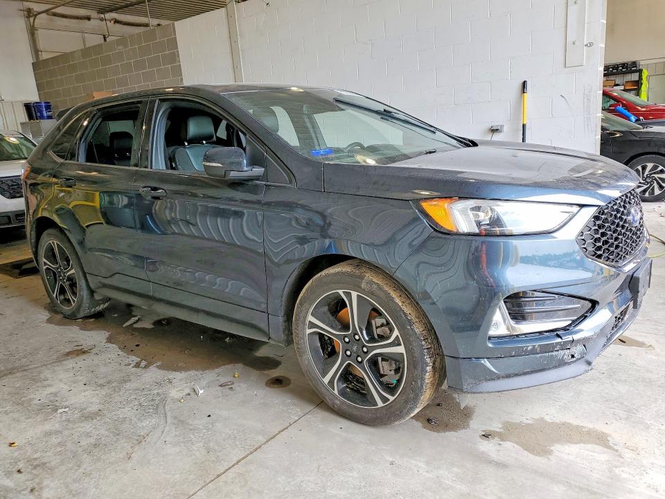 Photo 4 from auction – 2023 FORD EDGE with VIN 2FMPK4AP2PBA13932