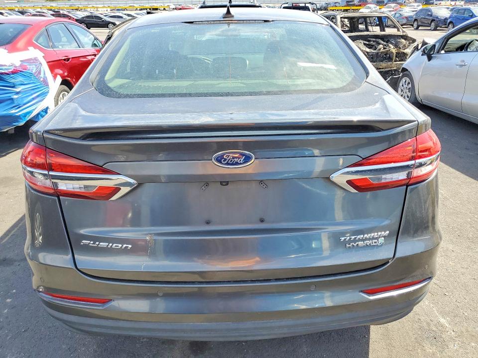 Photo 6 from auction – 2019 FORD FUSION with VIN 3FA6P0RU6KR272945