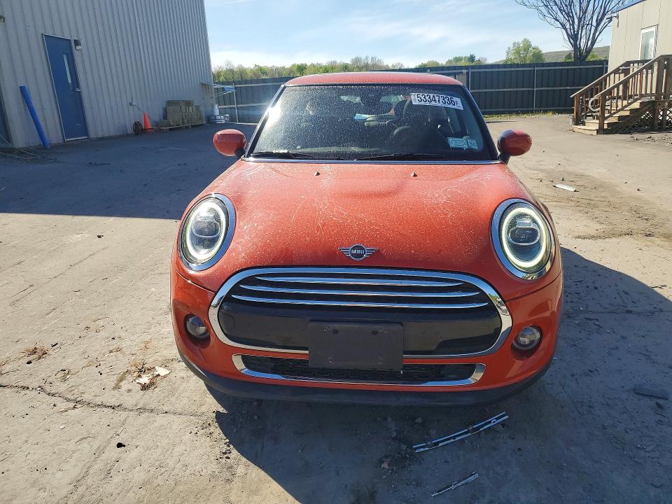 Photo 5 from auction – 2021 MINI COOPER with VIN WMWXR3C08M2N75889