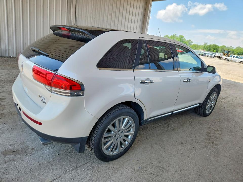 Photo 3 from auction – 2013 LINCOLN MKX with VIN 2LMDJ8JK3DBL20754