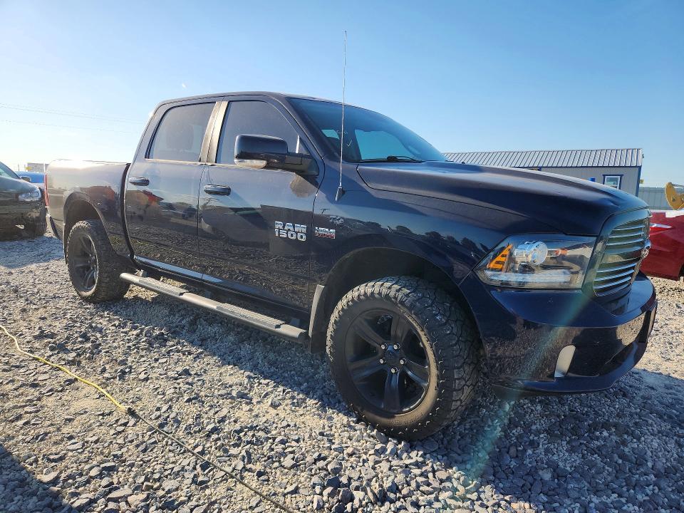 Photo 4 from auction – 2016 RAM 1500 with VIN 1C6RR7MT6GS149934