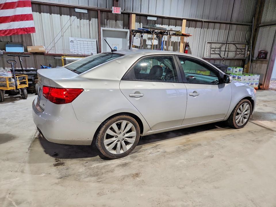 Снимка 3 от търг – 2012 KIA FORTE с VIN KNAFW4A37C5552222