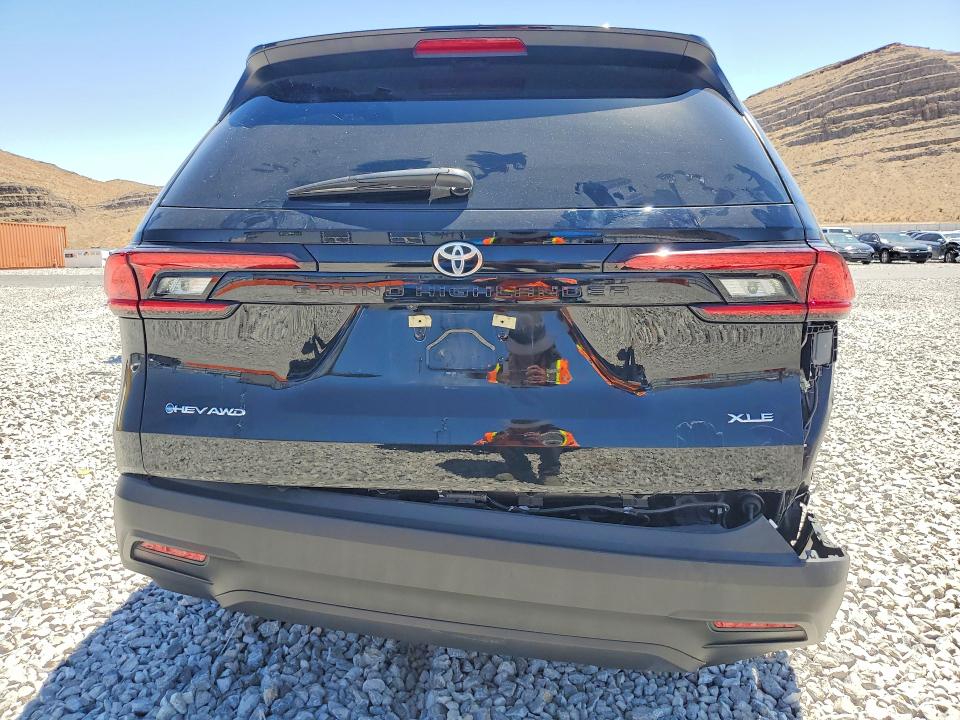 Photo 6 from auction – 2025 TOYOTA GRAND HIGHLANDER HYBRID with VIN 5TDACAB50SS045319